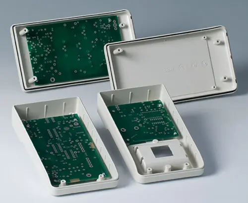 Fastening pillars for PCB mounting
